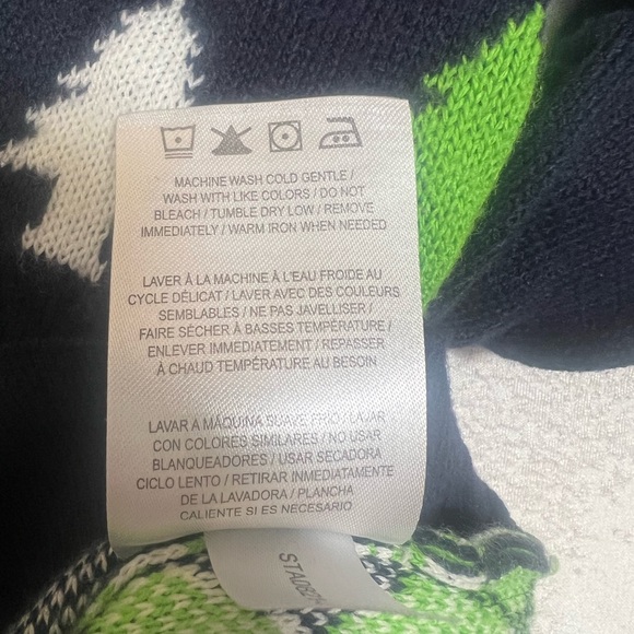 Men’s XL Seattle Seahawks Christmas Sweater - Picture 3 of 5